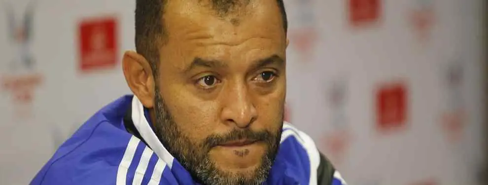 Movimientos dentro del vestuario y el club para relevar a Nuno del Valencia