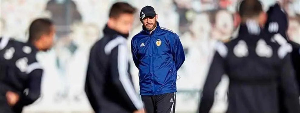 Así (de raro) es el ambiente Nuno-plantilla en la semana clave del Valencia