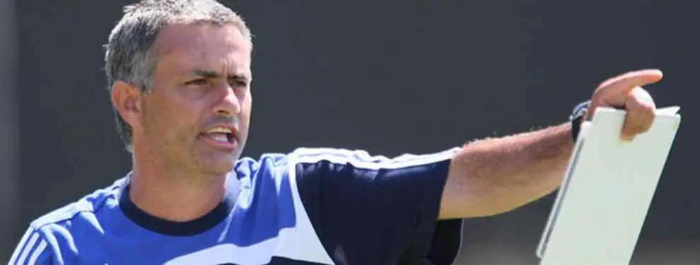 Mourinho amenaza a su plantilla con métodos de su etapa en el Real Madrid