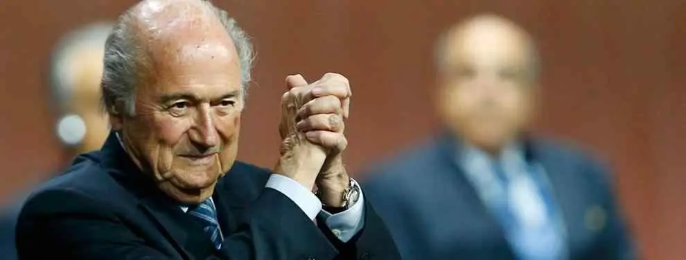 Hasta en su propia suspensión, Blatter lo tiene 'todo atado': Sus planes