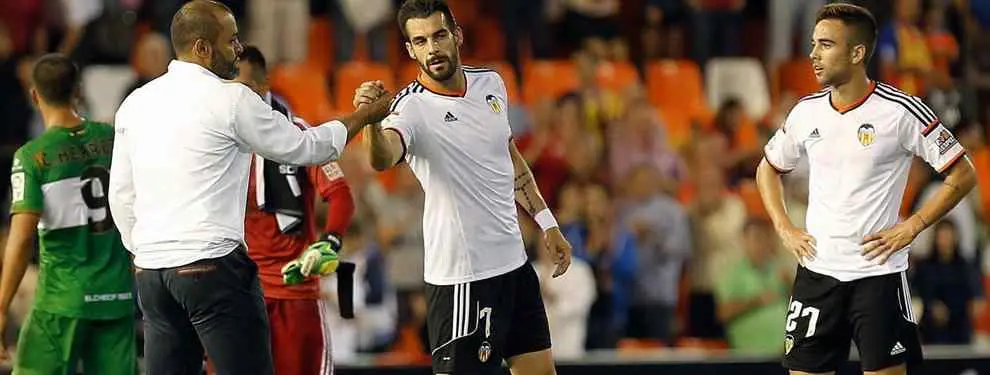 La charla Nuno-Negredo que ha puesto al delantero en el mercado