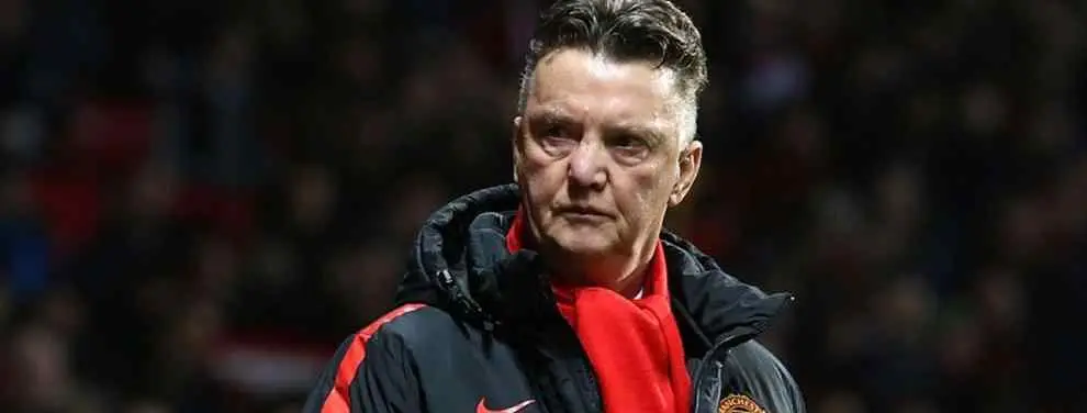 Van Gaal no supo cómo tapar su fracaso en el derbi de Manchester