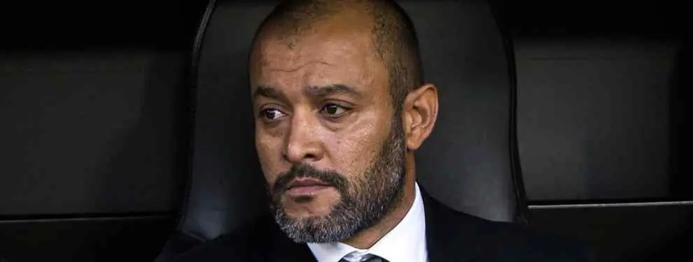 Llamada al orden de Layhoon a Nuno (a solas): 