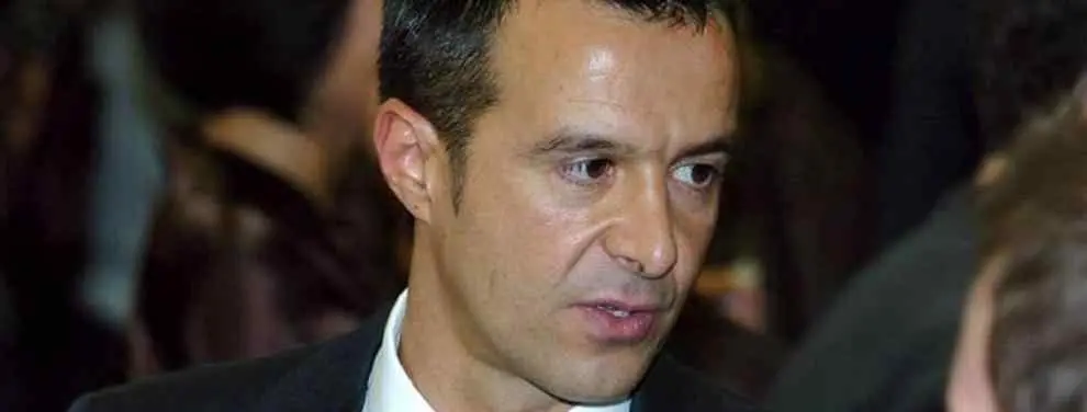 El doble negocio 'bomba' que Mendes podría realizar con el Valencia de por medio