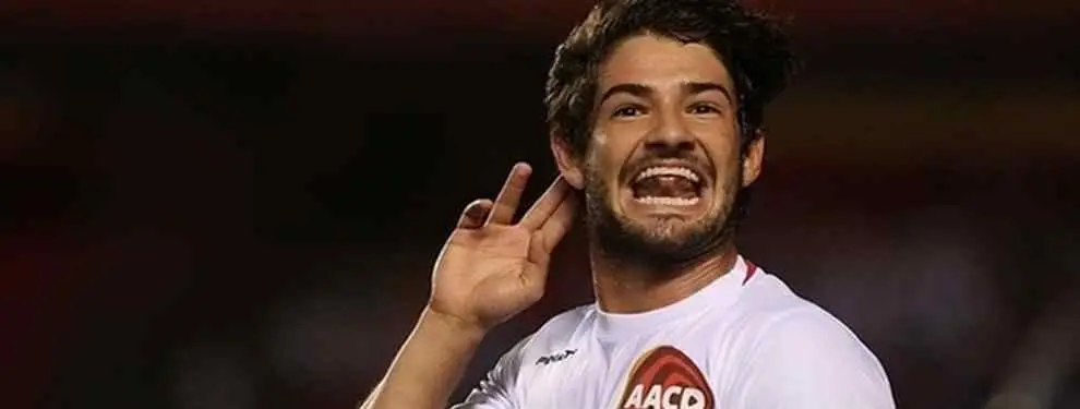 El Corinthians no sabe cómo 'colocar' a Alexandre Pato en Europa