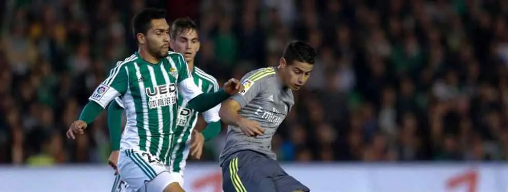 Zidane 'le canta las cuarenta' a James ante el Betis: Un guiño y un mensaje