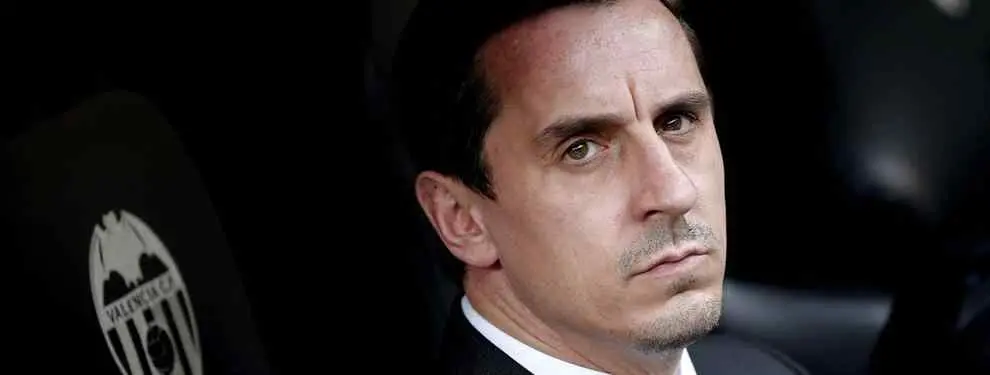 Las cinco opciones que maneja el Valencia para fulminar a Gary Neville