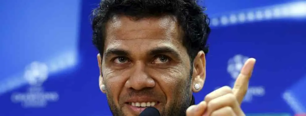 Dani Alves no da facilidades y está dispuesto a ir a la guerra contra el Barça