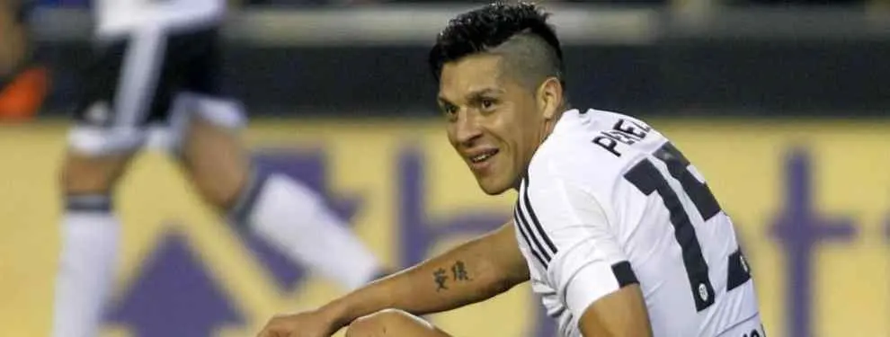 Los comentarios de alarma sobre Enzo Pérez en el vestuario del Valencia