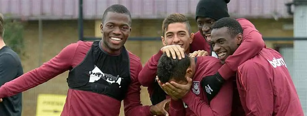 Descubriendo a Payet, el mejor amigo y compañero de Valencia en Londres