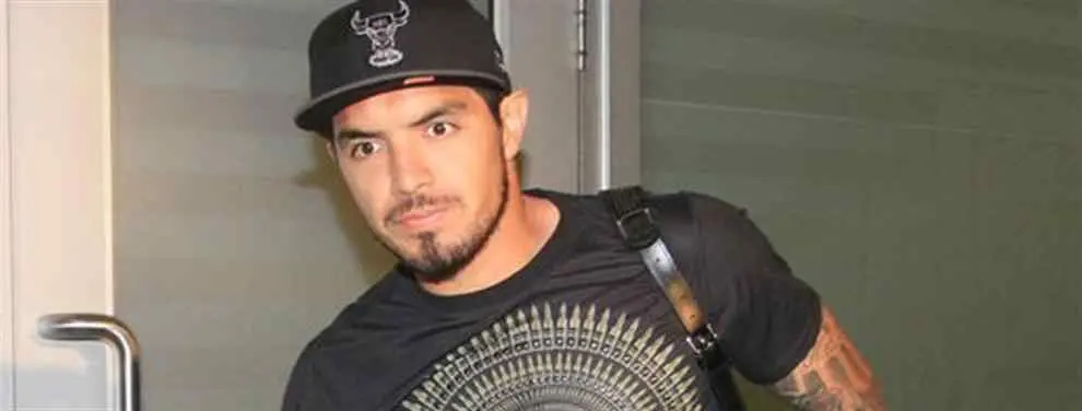 Caos en la alineación del Betis para el fin de semana por culpa de Vargas