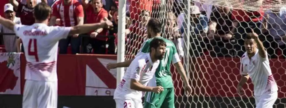 La resaca del derbi: 'Suicidio' del vestuario bético ante su afición