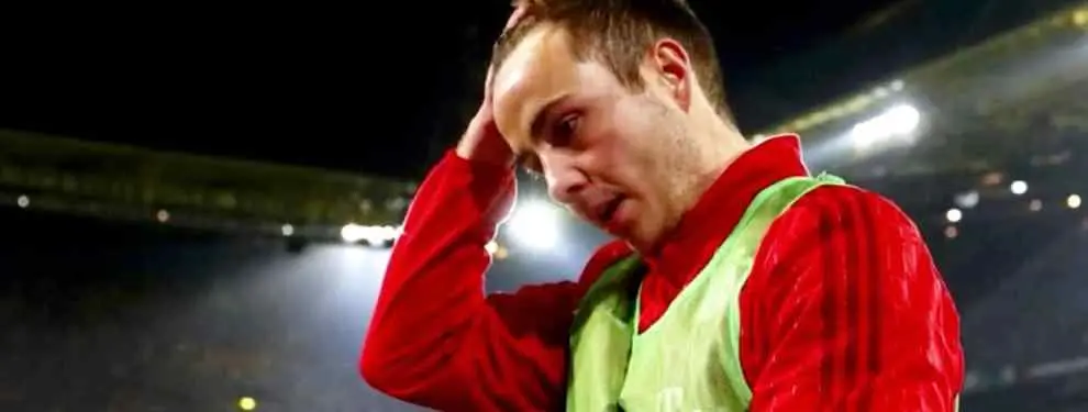 El feo (y extraño) gesto de Ancelotti con Götze le obliga a buscarse la vida