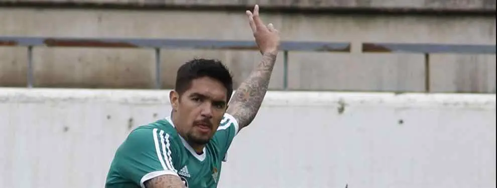 La situación de Juan Vargas en el Betis de Gustavo Poyet toca techo