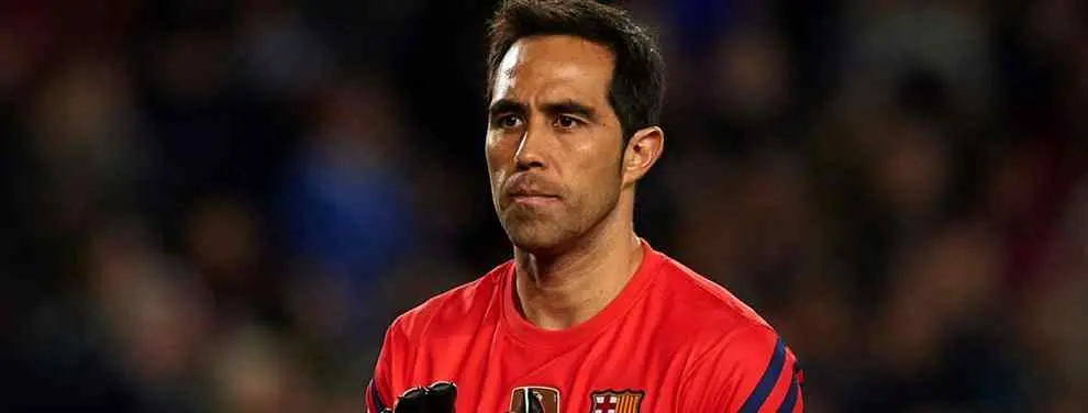 A Claudio Bravo le sale un competidor para fichar por el Manchester City