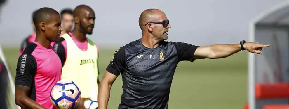 ¡Un súper crack para acompañar a José Angulo en la delantera del Granada!