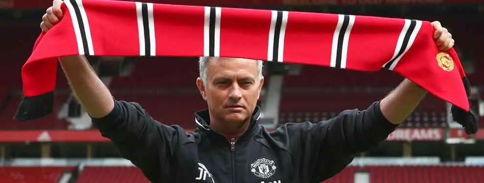 Reportaje DB: Old Trafford sueña con ganar la Premier y la Europa League