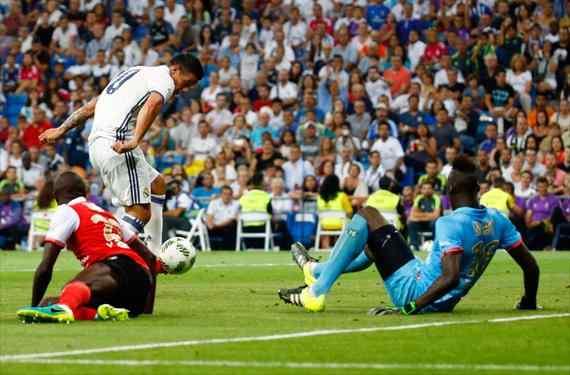 El gesto de Zidane con James... ¿en su último partido en el Madrid?