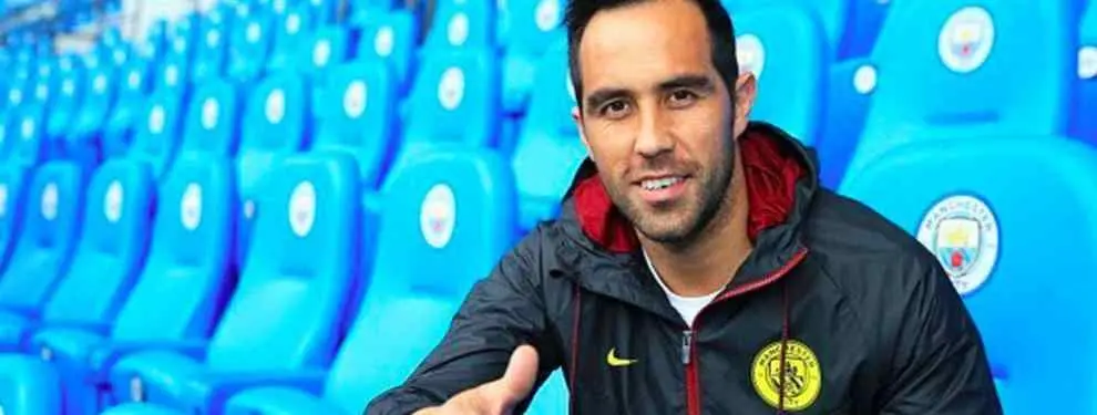 El whatsapp que le ha enviado Claudio Bravo a un crack del FC Barcelona