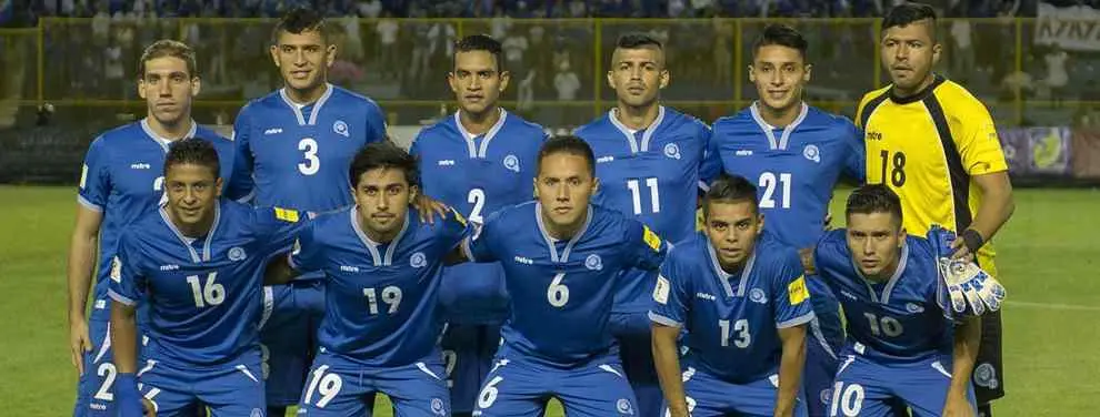 ¡Polémica! El intento de soborno a los jugadores de El Salvador