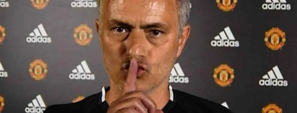 Mourinho 'la lía' con la prensa en la previa del derby de Manchester