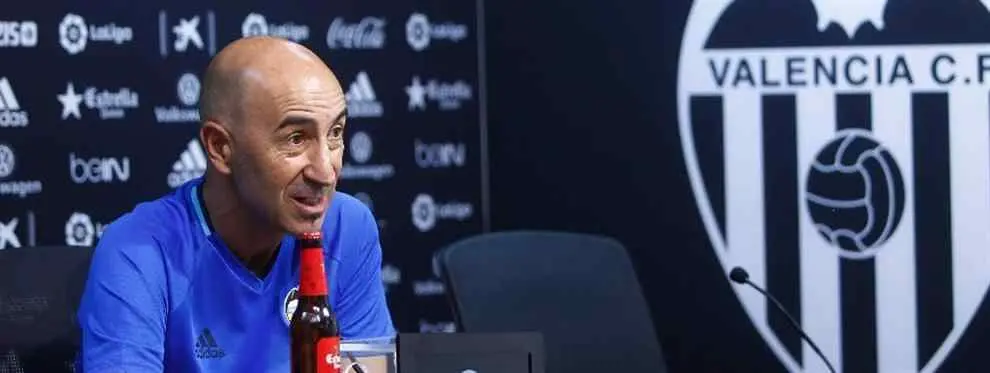 Movimiento en el vestuario del Valencia para fulminar a Ayestarán