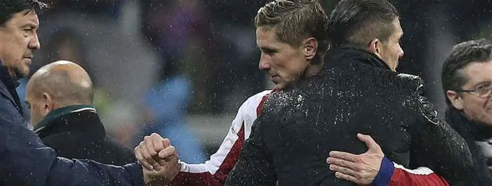 Fernando Torres 'clava' un puñal por la espalda a Simeone