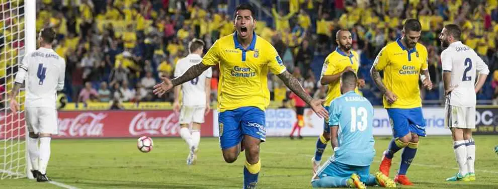 Araújo da positivo en un test de alcoholemia y le monta un lío a Las Palmas