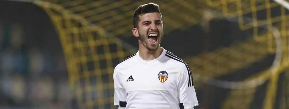 El 'palito' de José Luis Gayá a Pako Ayestarán tras su salida del Valencia