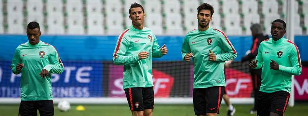 El 'peloteo' de André Gomes a Cristiano Ronaldo no gusta en el Barça