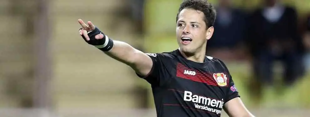 ¡Bombazo! Las opciones (reales) del fichaje de Chicharito por el Valencia