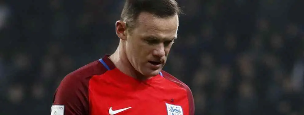 Lío: 'Cazan' a Rooney bebiendo antes del Inglaterra - España