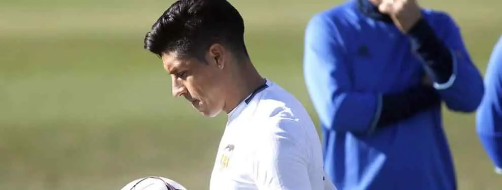 La 'puñalada' a Enzo Pérez en el vestuario del Valencia (él ya lo sabía)