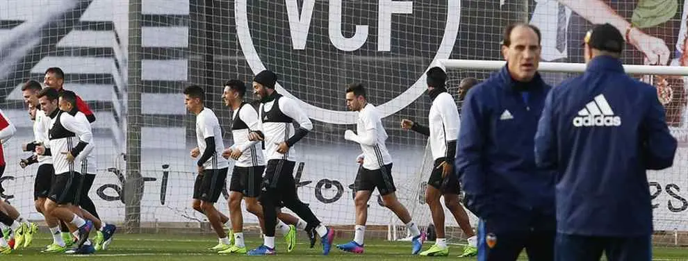 La espectacular revolución en el Valencia: dos fichajes, una venta y un 'bombazo'