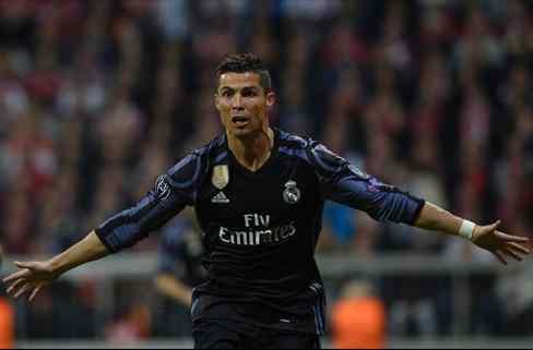 Cristiano Ronaldo decide el triunfo del Madrid ante el Bayern y marca distancias con Leo Messi