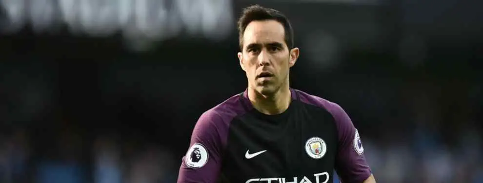 Guardiola se gasta una millonada para poner de patitas en la calle a Claudio Bravo