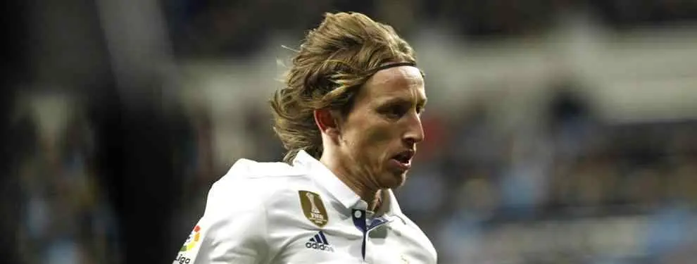 Modric le levanta un fichaje al Barça: la llamada que mete a un crack en el Real Madrid
