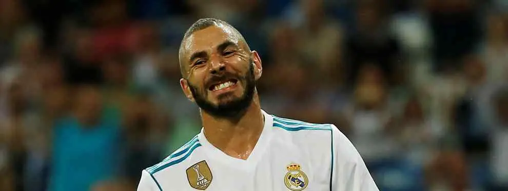 Los tres jugadores del Real Madrid que destrozan a Karim Benzema con puñaladas por la espalda