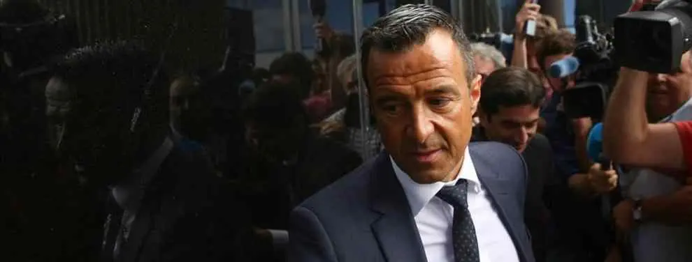 Jorge Mendes trabaja a contrarreloj para cerrar un gran negocio con el Barça