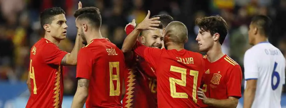 Los cuatro jugadores de ‘La Roja’ que están en la agenda de Florentino Pérez (con un bombazo)