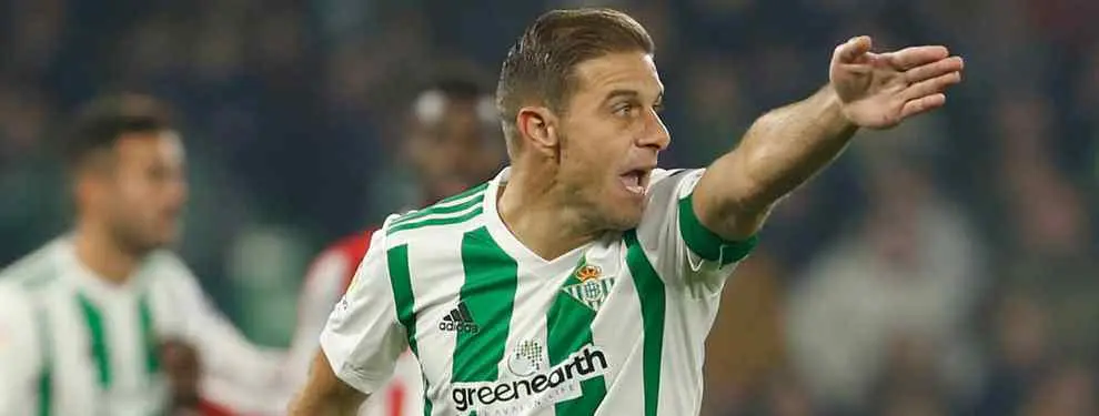 Joaquín se entera del fichaje que el Sevilla le roba al Betis