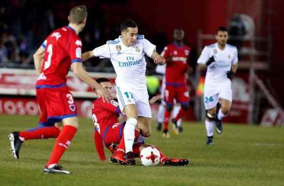 Florentino Pérez acelera un fichaje relámpago que revienta el Numancia - Real Madrid (¡Vaya tela!)