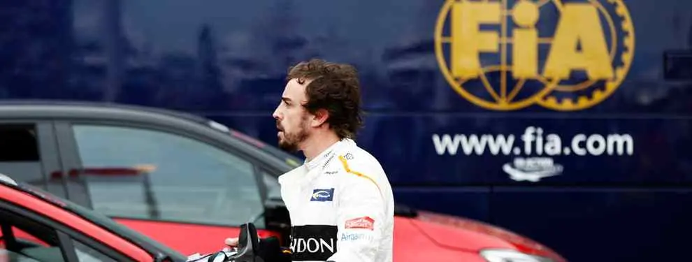 McLaren comunica a Fernando Alonso su decisión para 2019