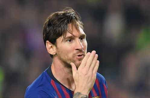 Se ofrece al Barça. Quiere jugar con Messi (y puede llegar en enero)
