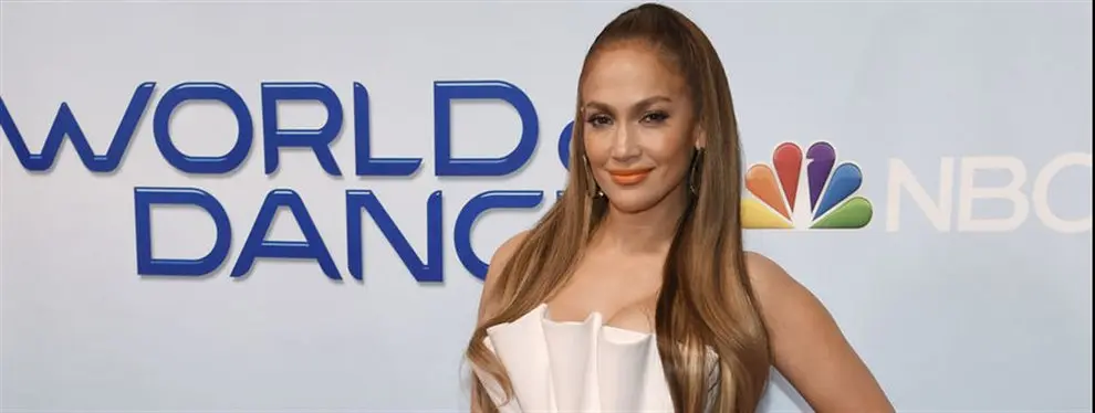 El tanga de JLO (“¡Se le ve todo!”): la foto que paraliza Los Ángeles