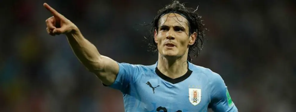 Cavani mete a Uruguay en la siguiente fase