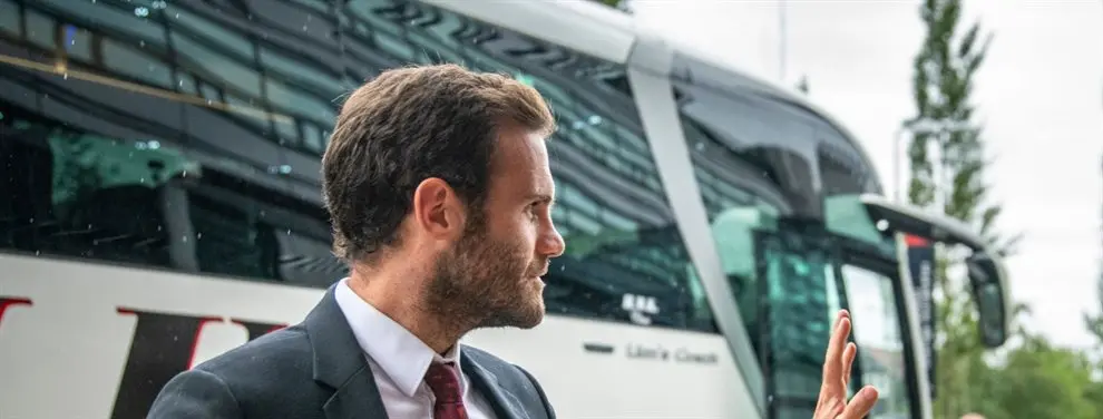 Inesperada renovación de un jugador español en la Premier