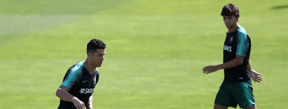 Cristiano Ronaldo mira a Inglaterra: ¡Ojo, prepara a tres bombas en una!