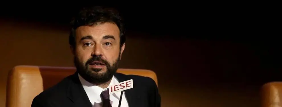 Florentino Pérez ordena su fichaje: José Ángel Sánchez viaja en secreto