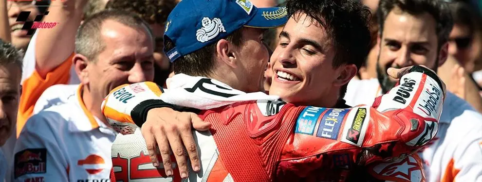 Marc Márquez sale al rescate de Lorenzo ¡sacudiendo a este piloto!